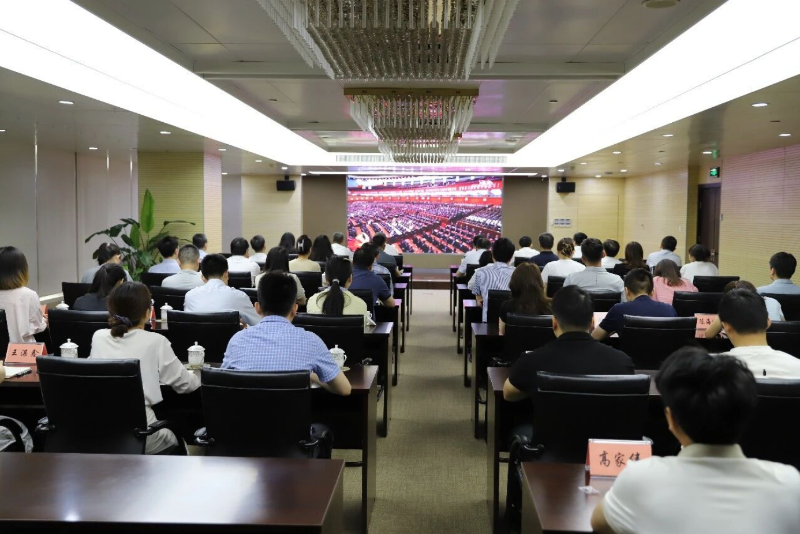 苏粮集团组织集中收看庆祝中国共产党成立105周年大会.png
