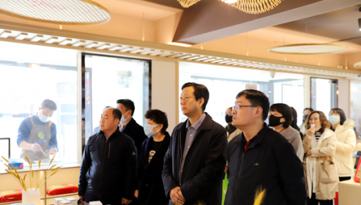 省粮食集团与新街口街道“两新”党委开展党建共建交流活动